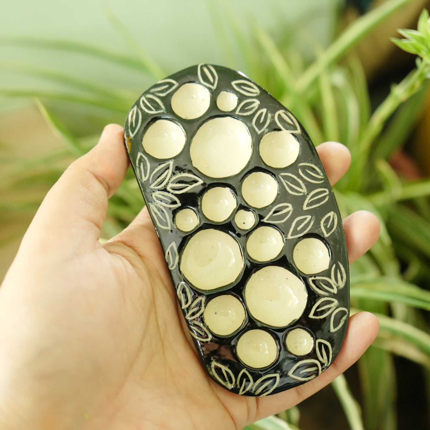 Handmade Ceramic Palette - Sgraffito Black & White floral design