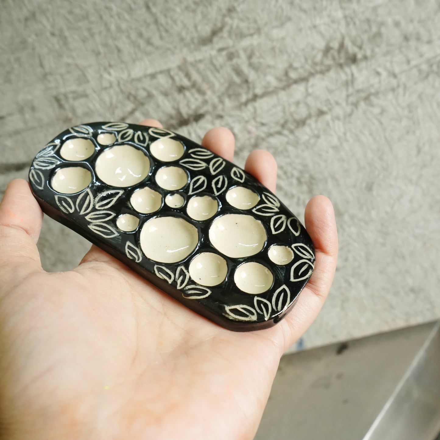 Handmade Ceramic Palette - Sgraffito Black & White floral design