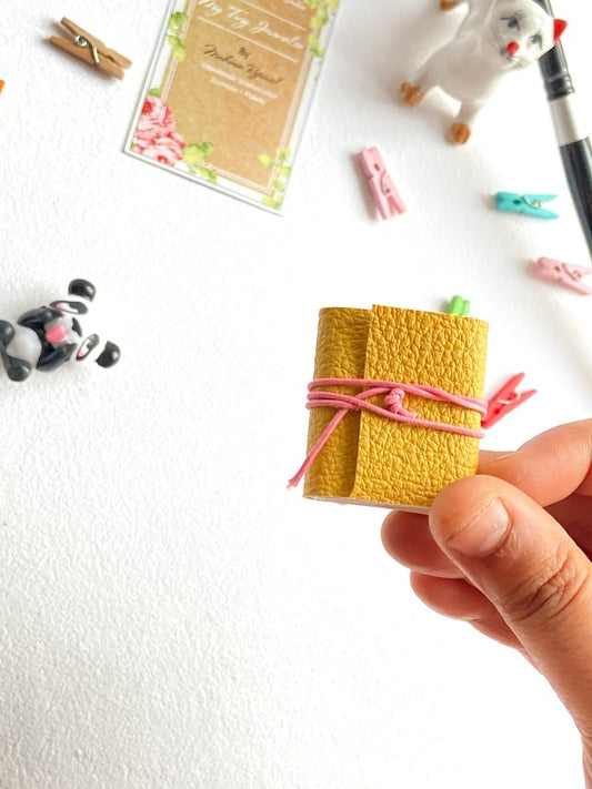 2.5 X 4 cm Miniature Journal (Without Charm)
