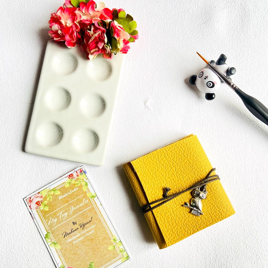 5 X 5 cm Miniature Journal (With Charm)